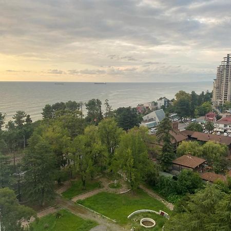 Аппартаменты С Двумя Балконами На Море И Горы Makhinjauri Exteriör bild